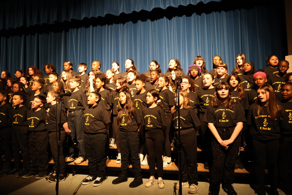 5th grade chorus singing